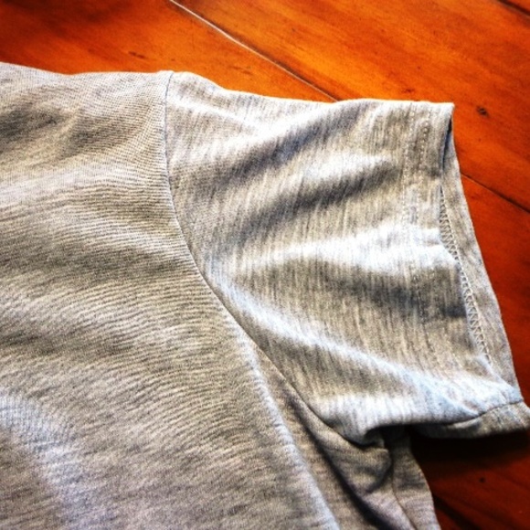 T-Shirt W's Sz S NWOT WICKERS Gray Heather - Picture 3 of 8